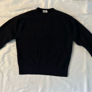 Uniqlo Unisex Black Sweater